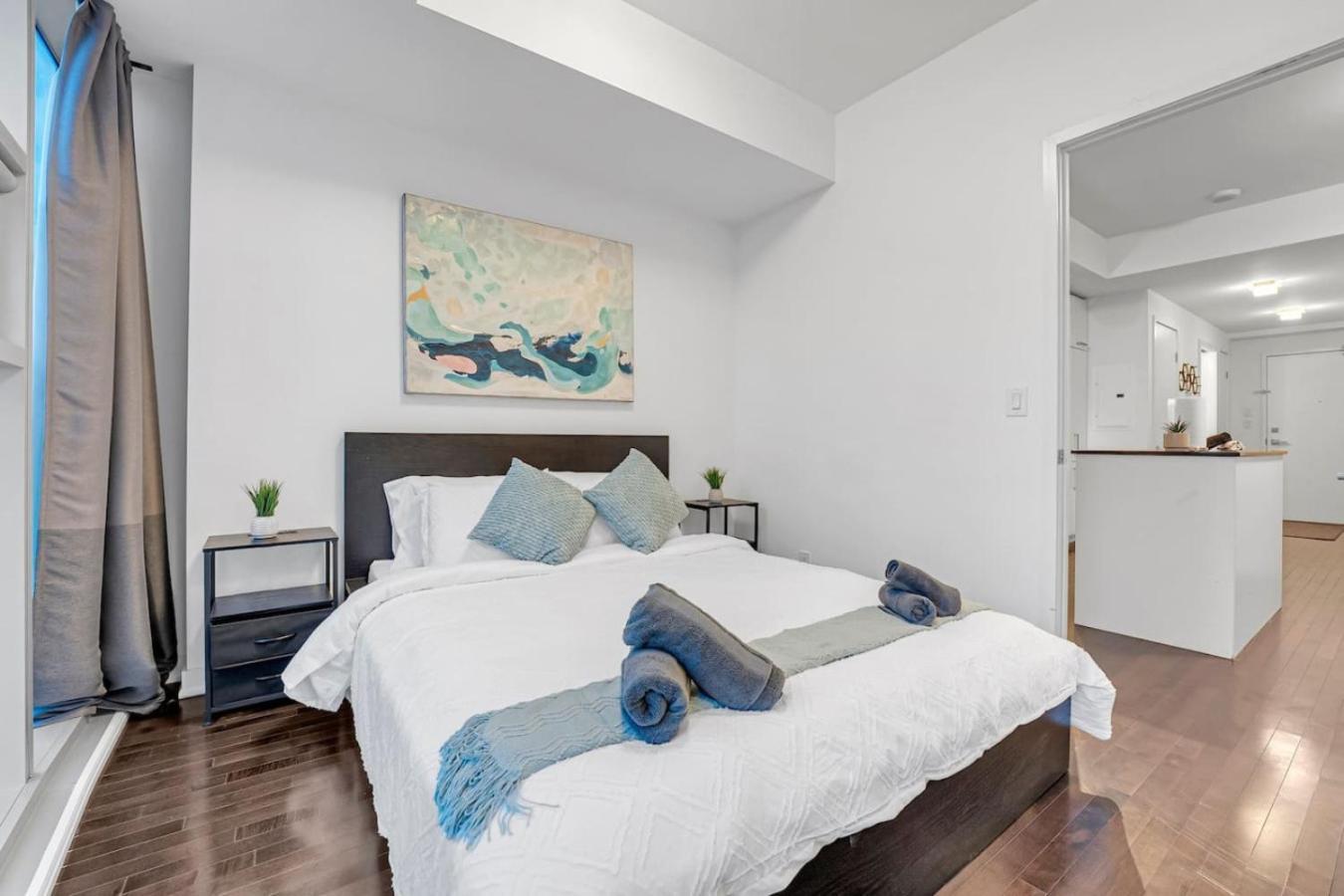 Sleek 2bd Near Scotiabank Union Water Mtcc Apartment *