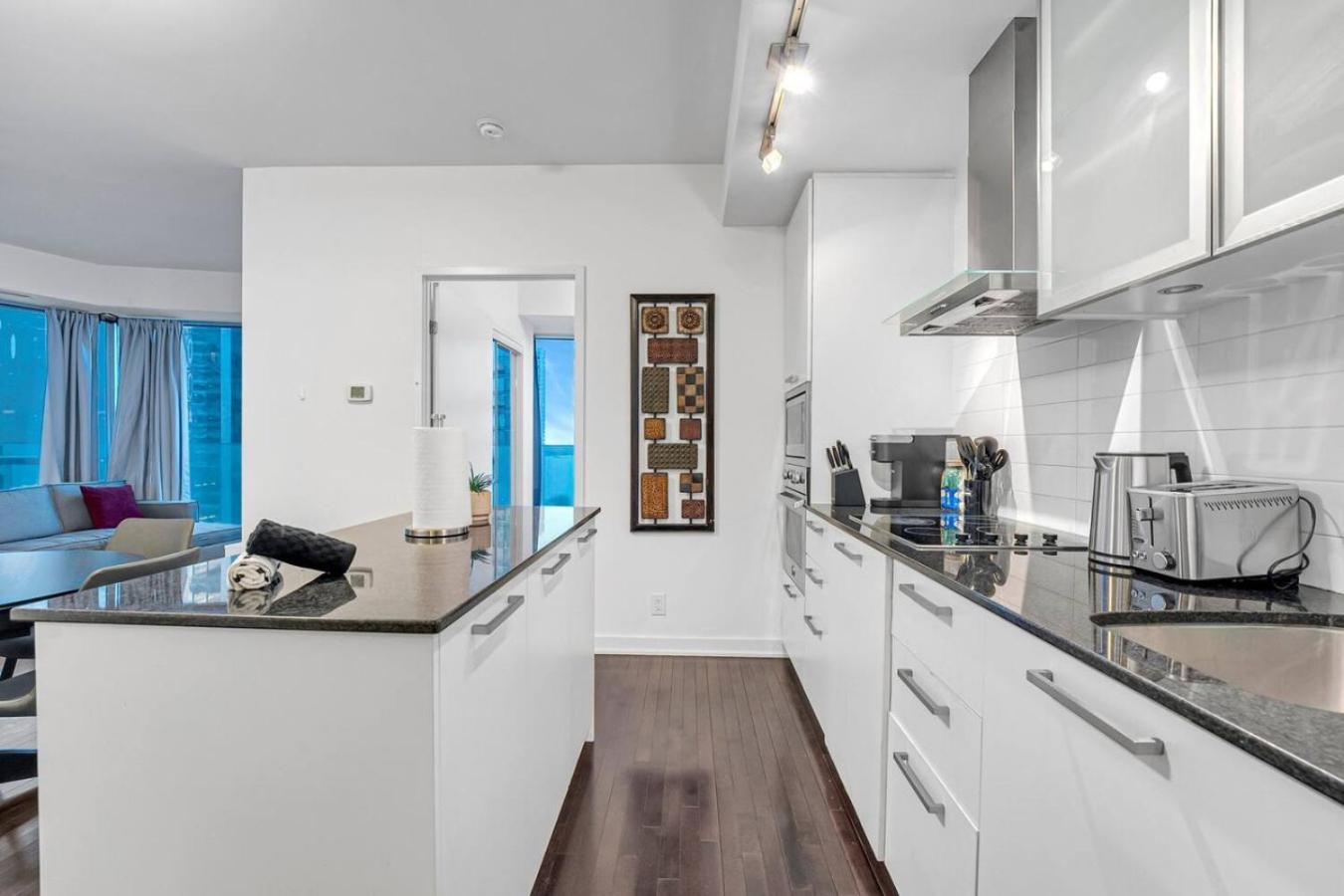 Sleek 2bd Near Scotiabank Union Water Mtcc * Toronto